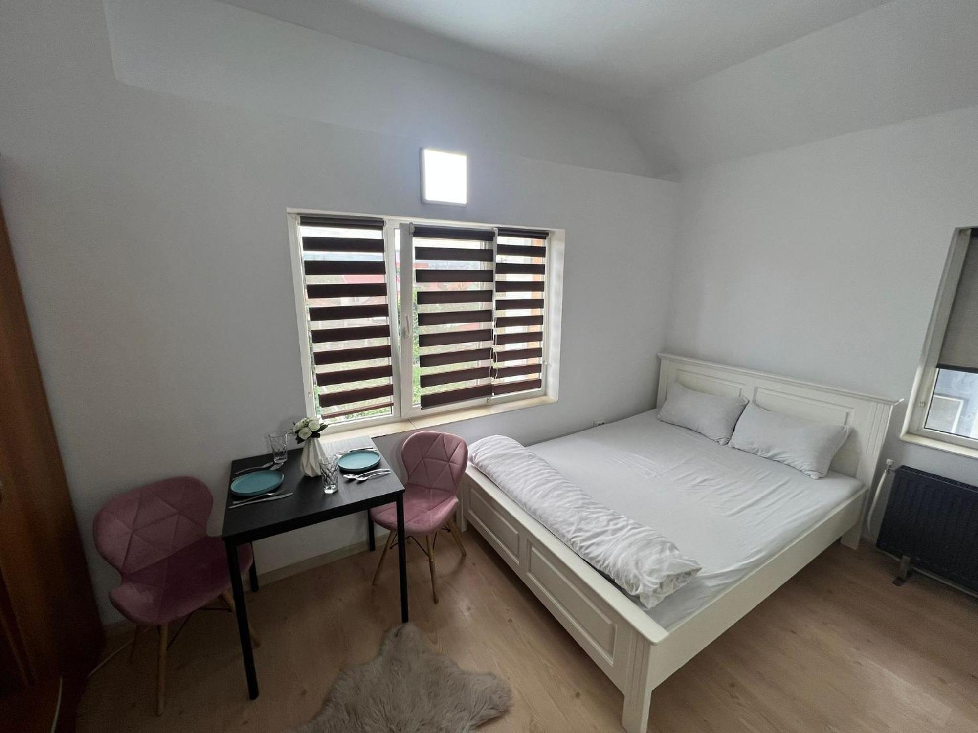 Апартаменти Compact House Клуж-Напока Екстер'єр фото