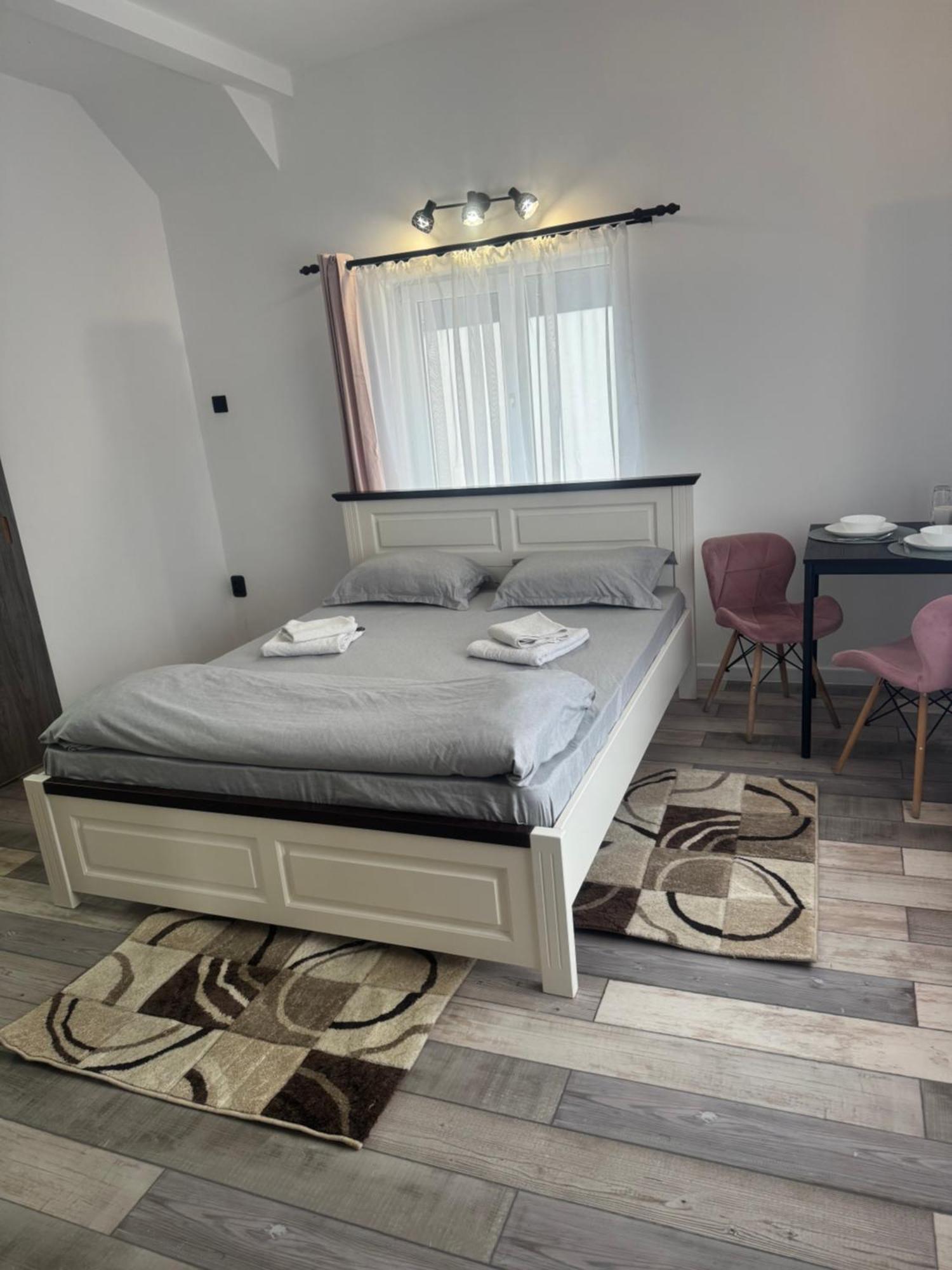 Апартаменти Compact House Клуж-Напока Екстер'єр фото